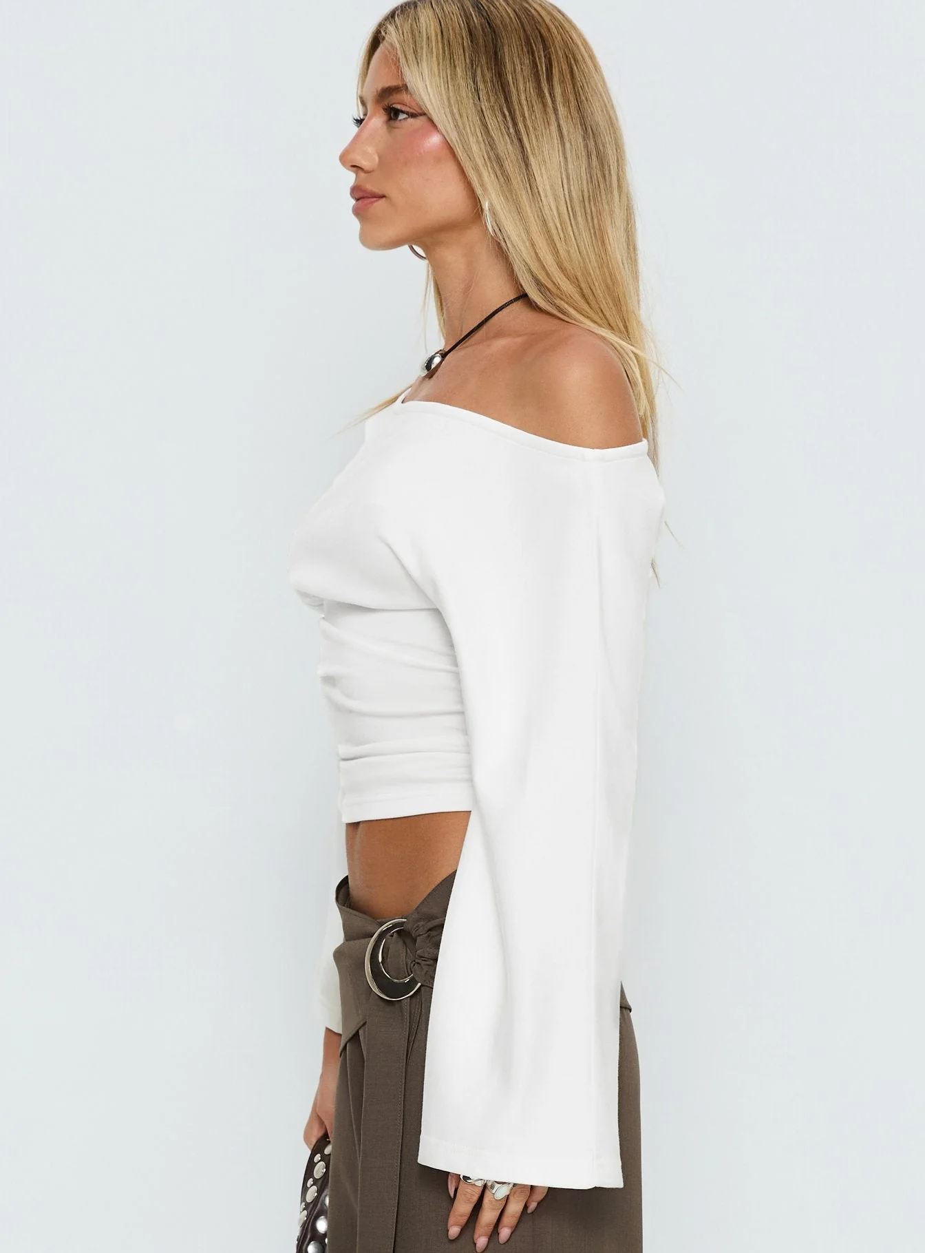 Anastasie Off Shoulder Long Sleeve Top White - Image 4