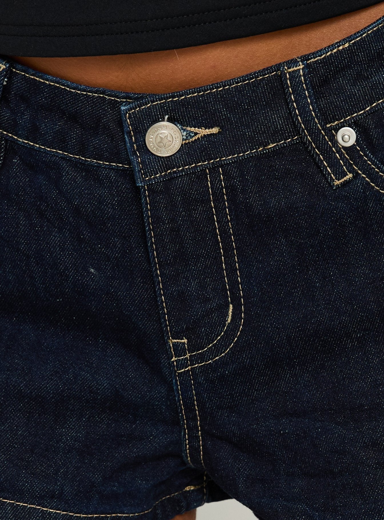 Dreamful Low Rise Mini Denim Short Raw Denim - Image 5