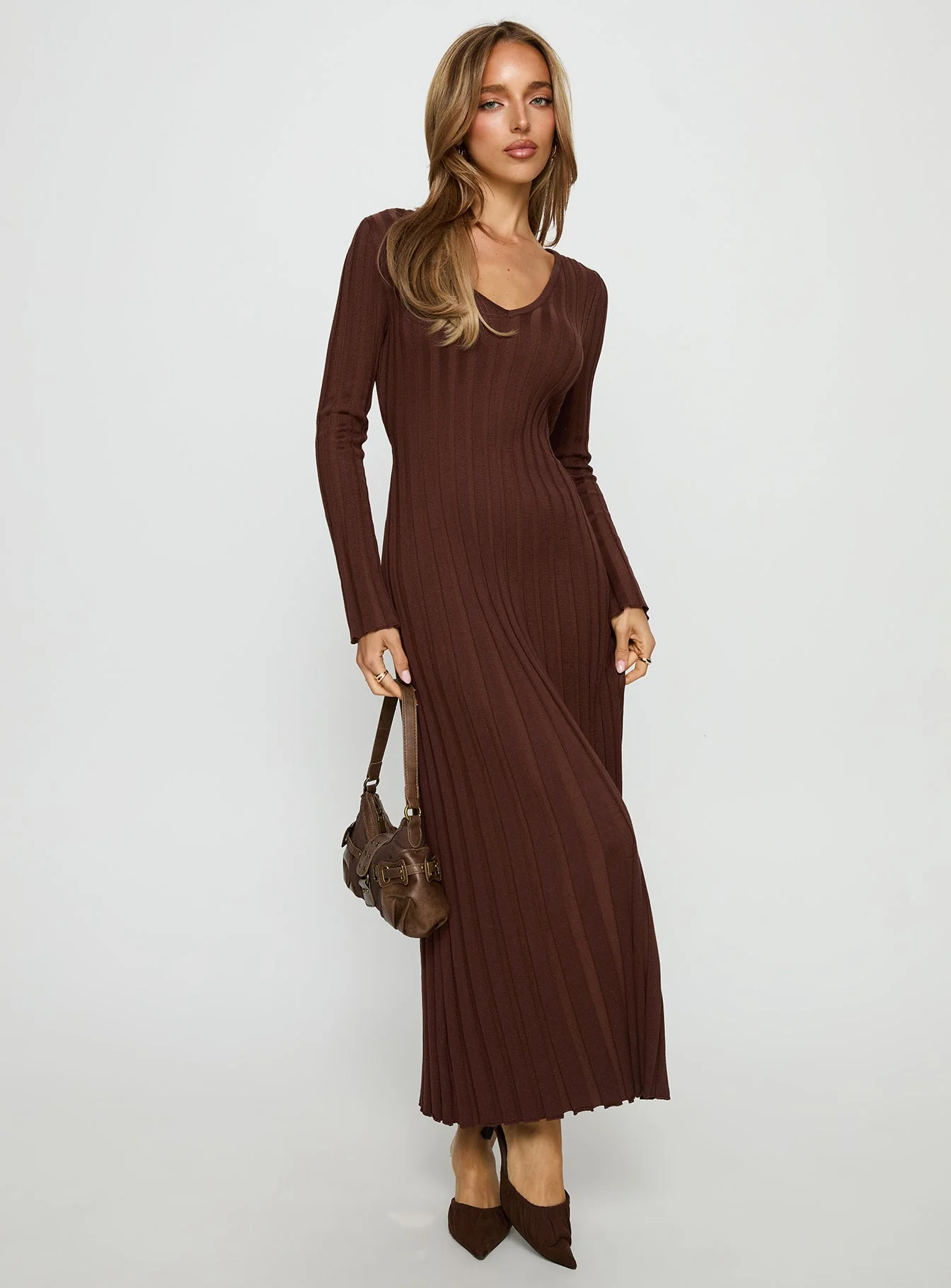 Gratuita Long Sleeve Rib Maxi Dress Chocolate - Image 2