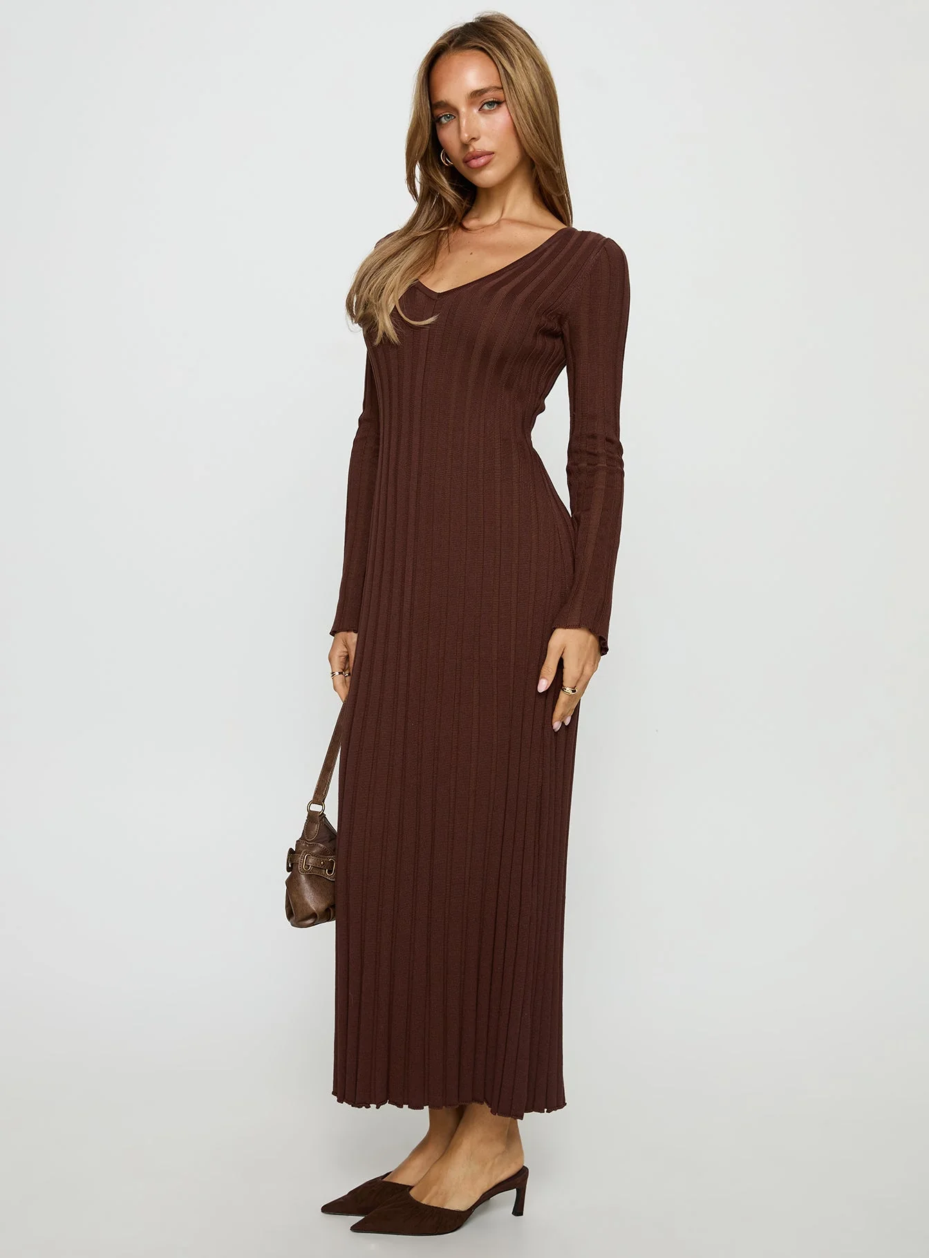 Gratuita Long Sleeve Rib Maxi Dress Chocolate - Image 3