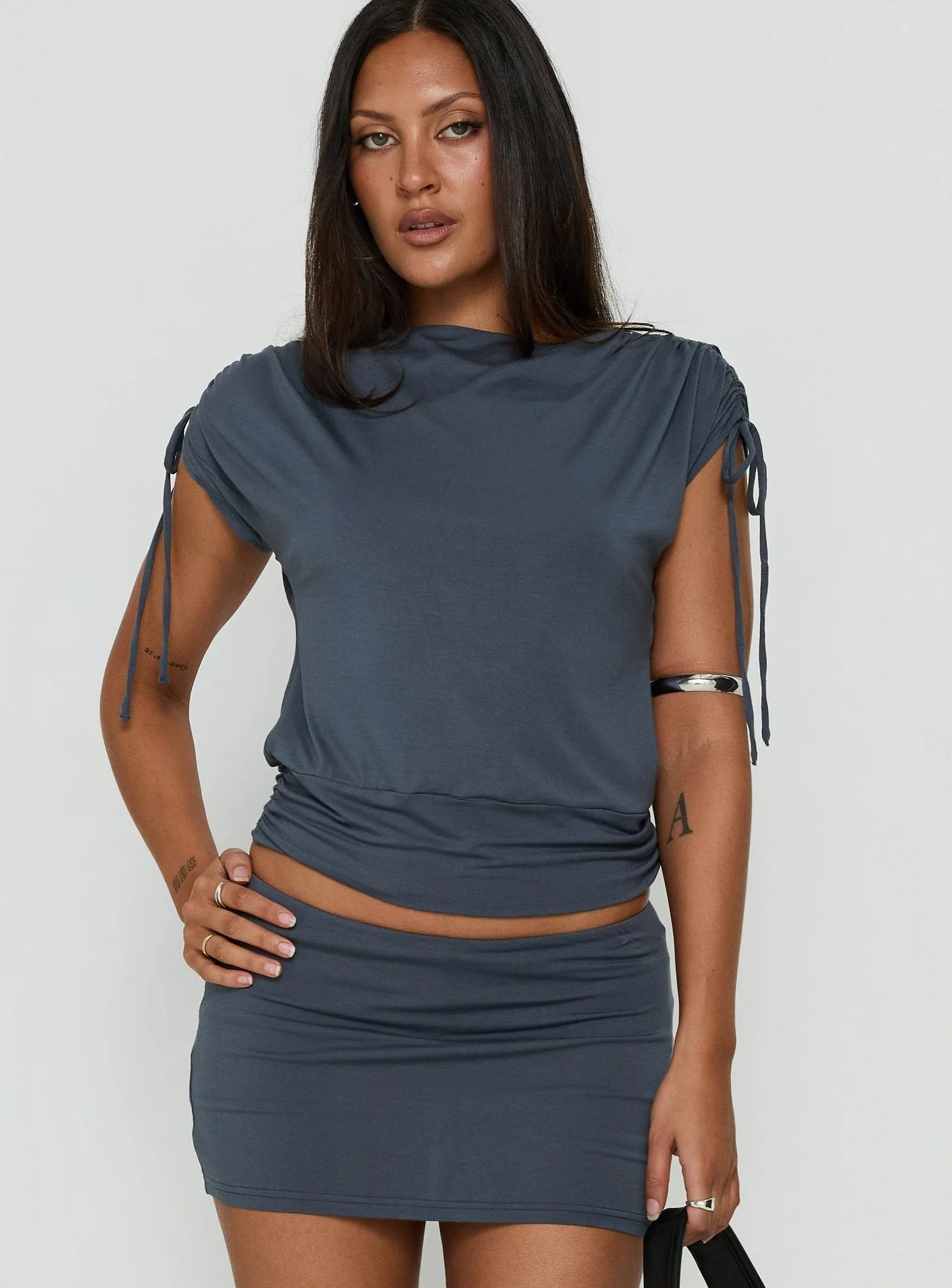 Leeah Backless Top Navy - Image 2