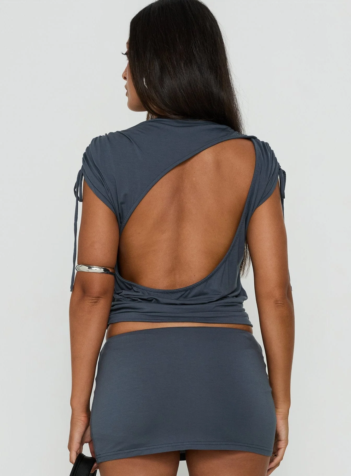 Leeah Backless Top Navy - Image 5