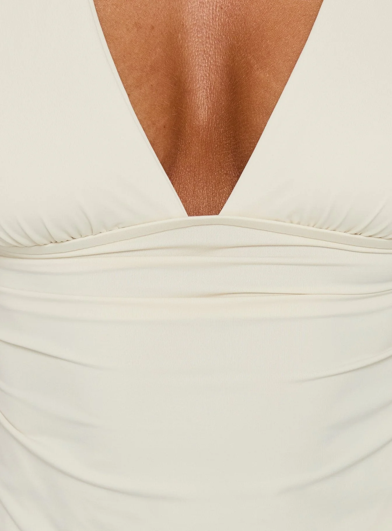 Liorah Thick Strap Plunge Neck Top Cream - Image 5