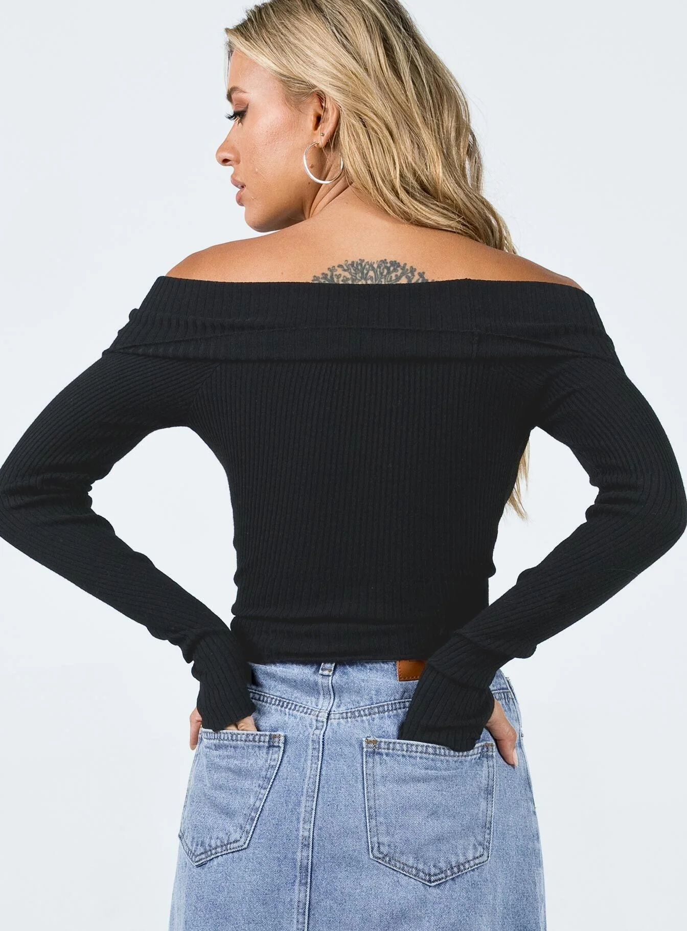 Morley Off Shoulder Jumper Black - Image 5