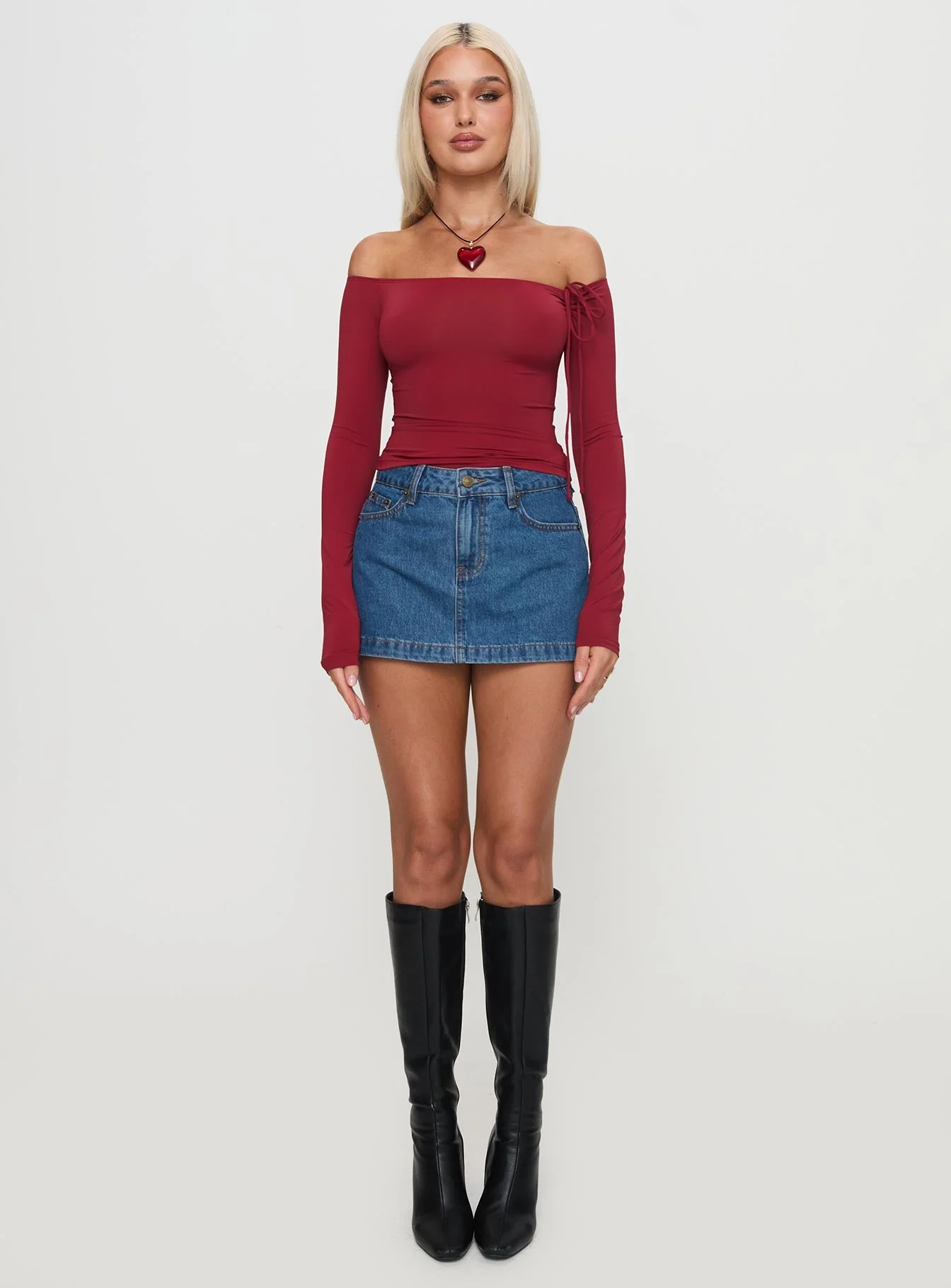 Nicolina Low Rise Denim Mini Skirt Light Wash - Image 6
