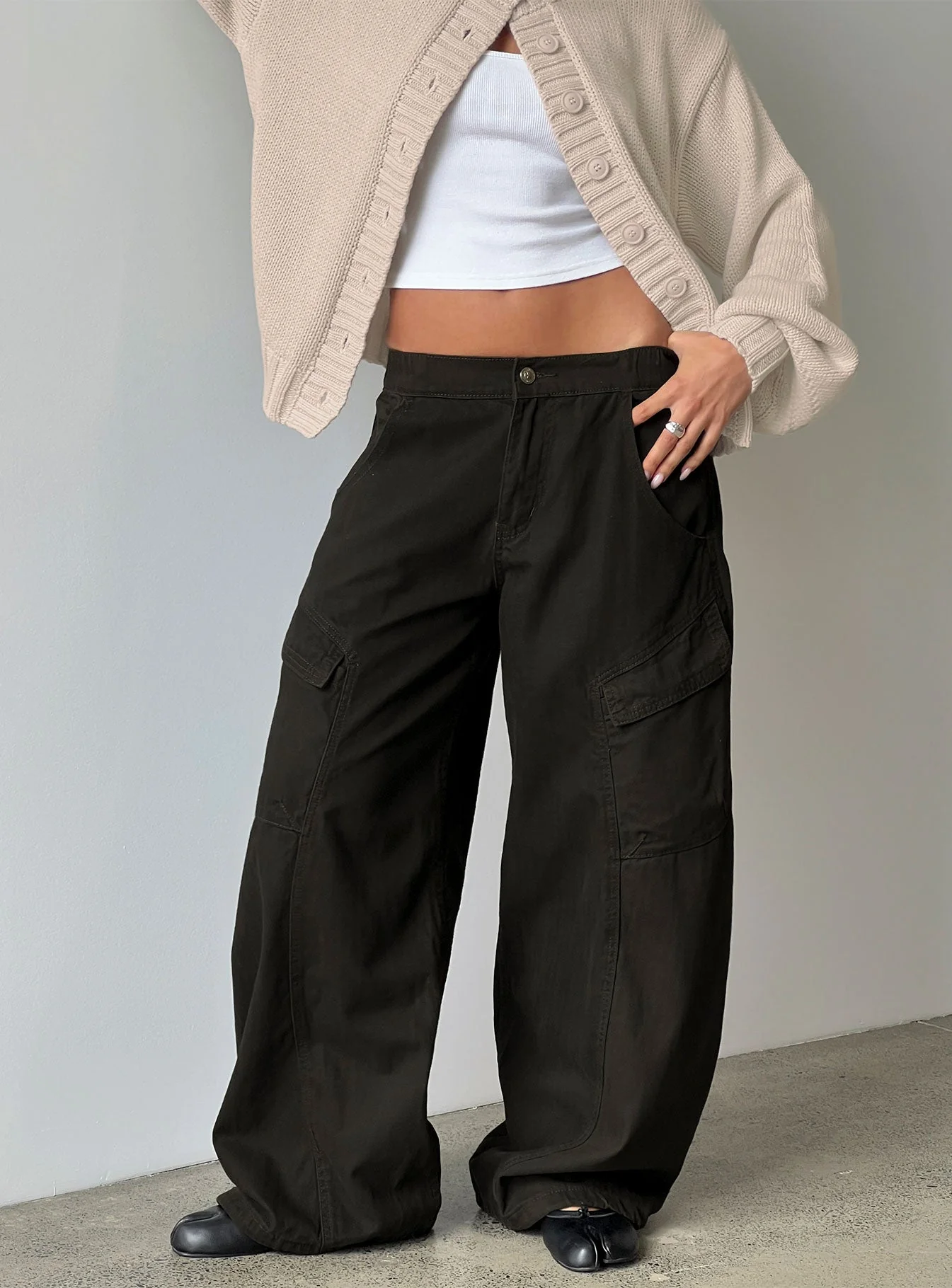 Selective Memory Low Rise Wide Leg Cargo Pants Dark Charcoal - Image 14