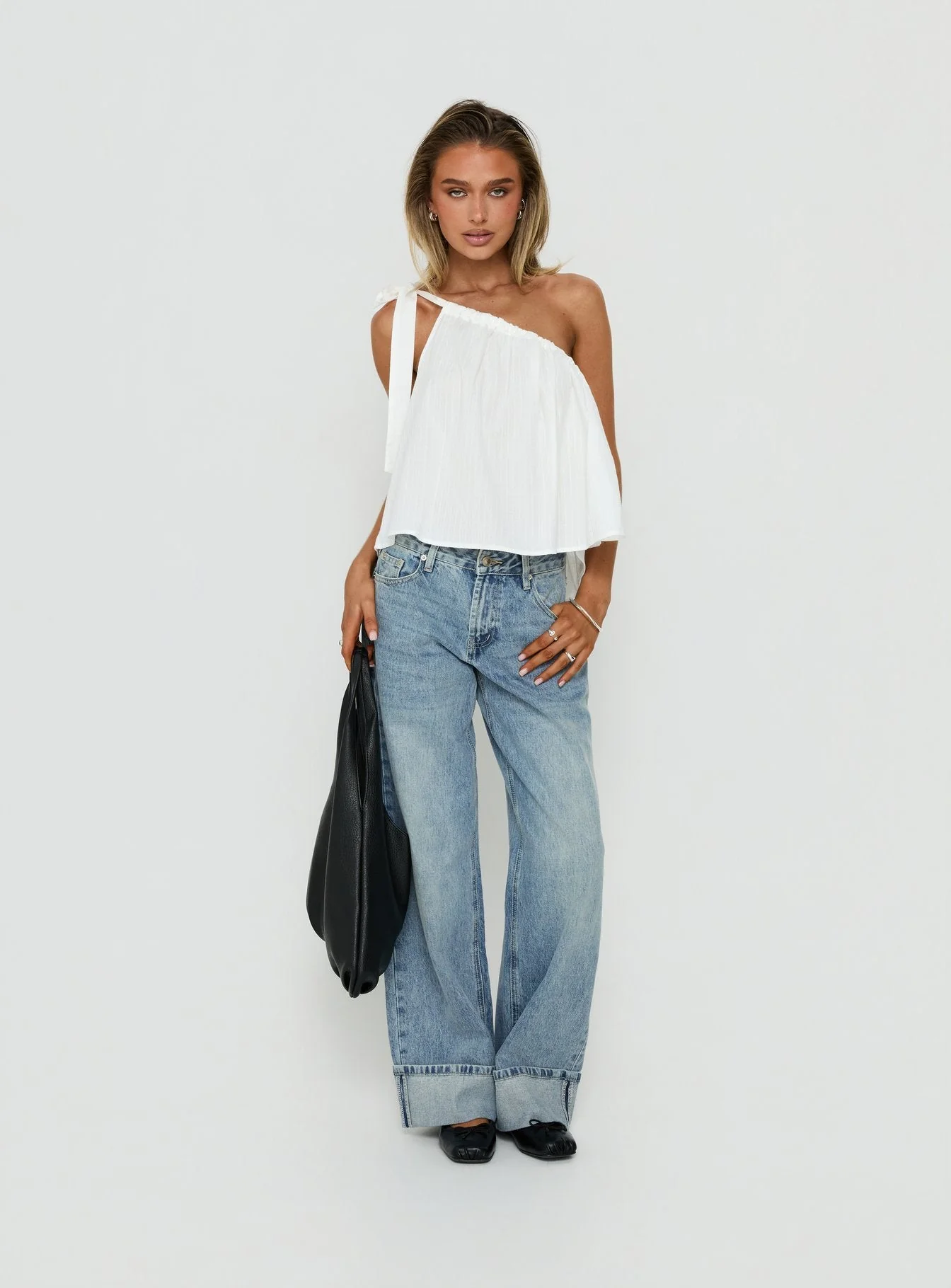 Serenitia Mid Rise Relaxed Cuff Jeans Light Vintage Wash - Image 3
