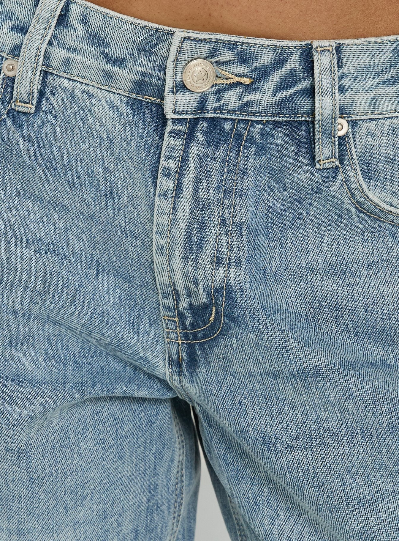 Serenitia Mid Rise Relaxed Cuff Jeans Light Vintage Wash - Image 6