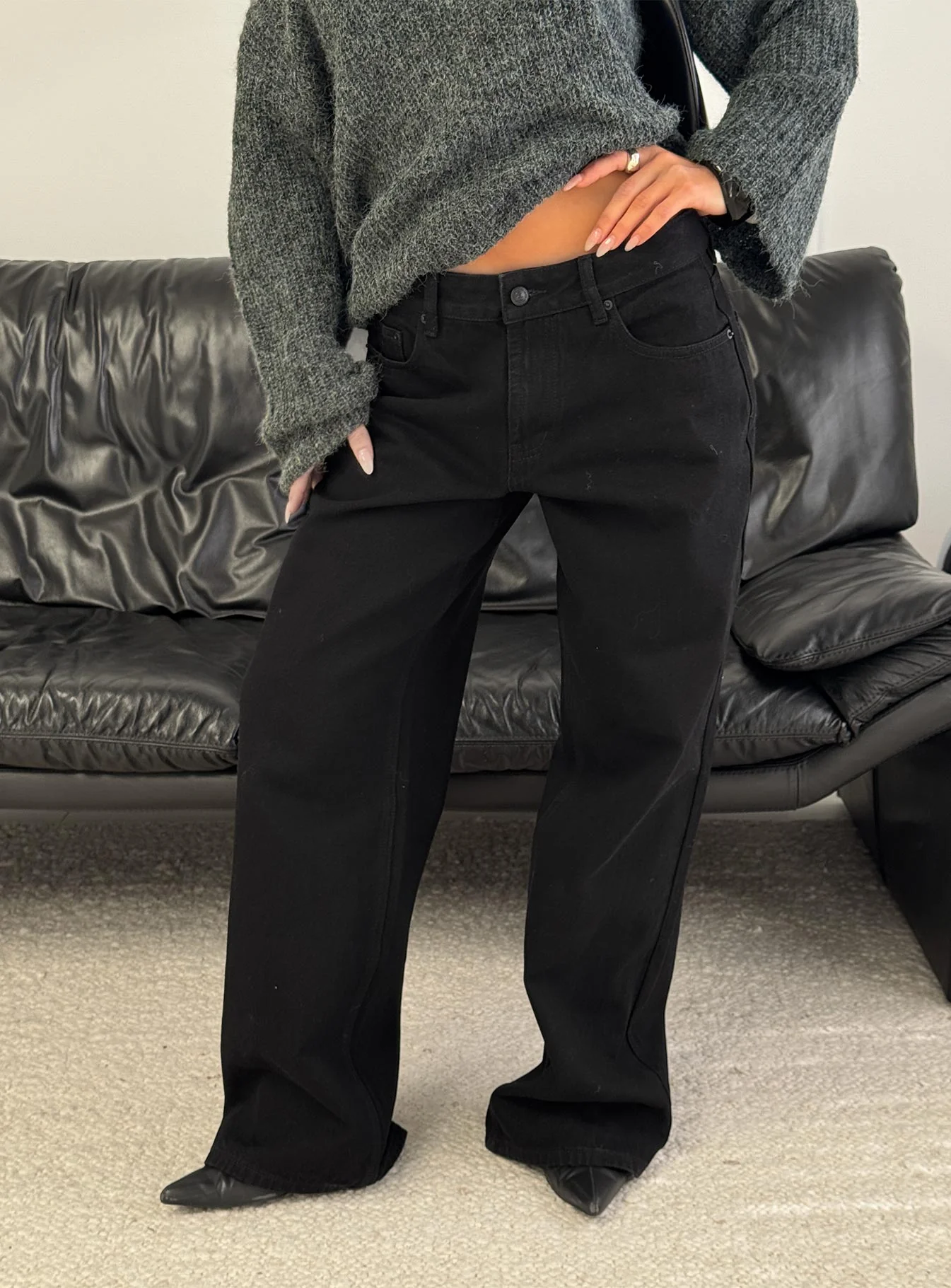 Serenitia Mid Rise Relaxed Jeans Jet Black