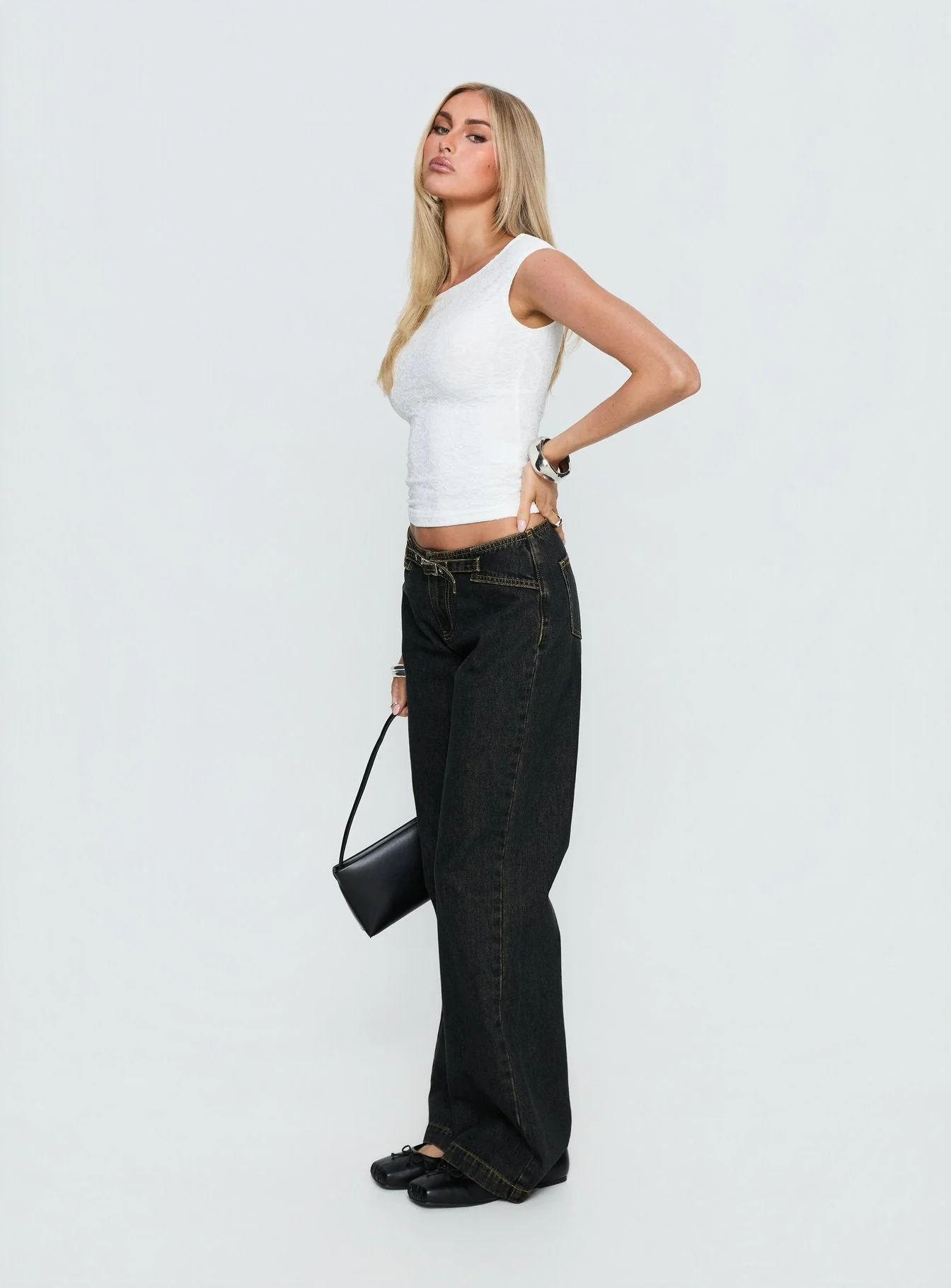 Slow Ride Mid Rise Bootleg Belted Jeans Grunge Wash - Image 4
