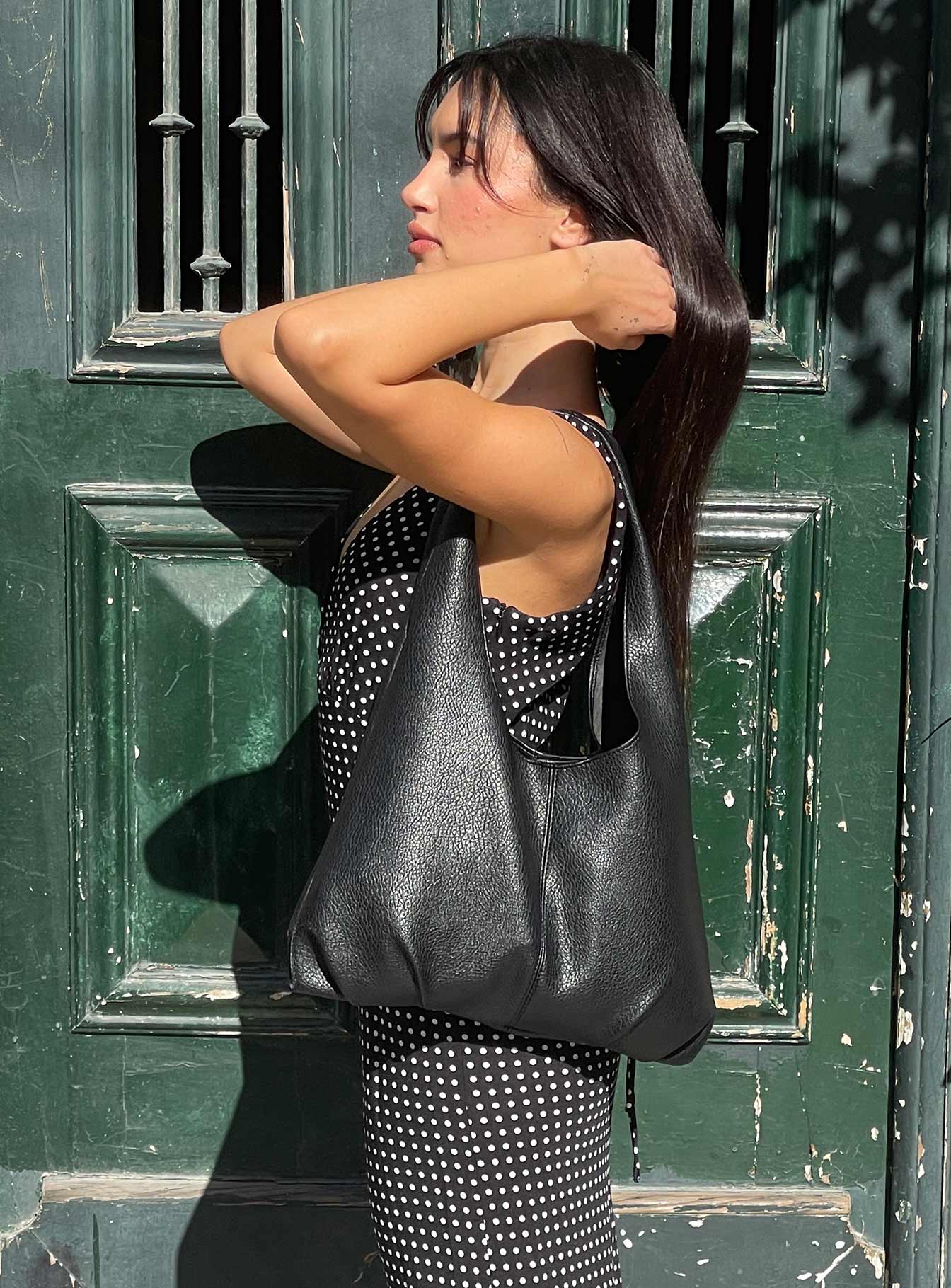 Zenia Shoulder Bag Black - Image 9